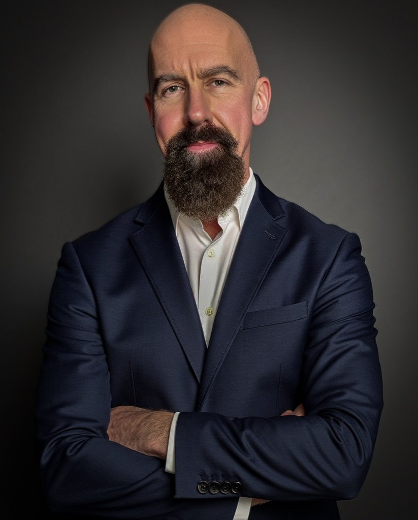 Founder, CEO<br />
SiteSee